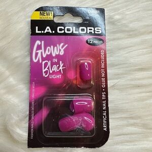 🩷5/$10🩷 L.A. Colors Hot Pink Nail Tips